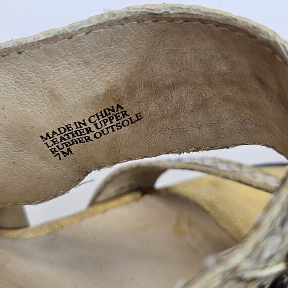 Michael Kors Sandal Women 7M Gold Snake Animal High Heel Chunky Boho Y2K 4.5"H - Picture 7 of 9